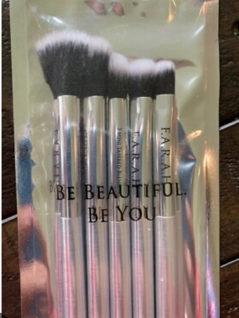 F.A.R.A.H. Eye Perfection 5pc Make-Up Cosmetics Brushes Set NWT